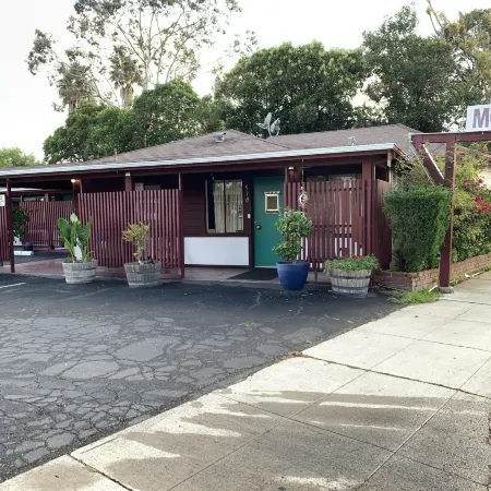 Pacheco Pass Motel
