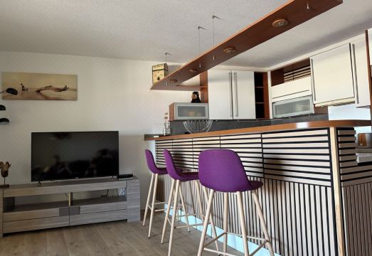 Stunning sea view apartment