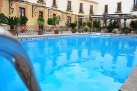 Hotel Alcázar de la Reina - カップル