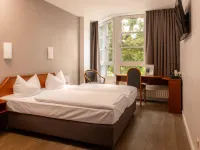 SensCity Hotel Berlin Spandau Hotels near قلعة سبانداو