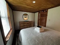Stay Small at Lake Waccamaw