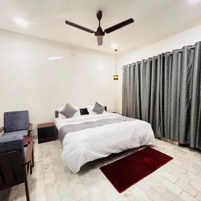 Hotel 7 Cr Hotels near Vanachhara Jain Shwetambar Tirth