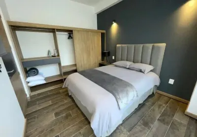 Lapso Alarcón Hotels near University Center of Art Architecture and Design