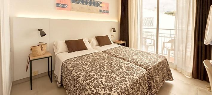 Hotel Miami Calella 칼레라 호텔