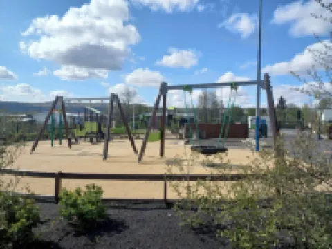 Beautiful new house w/hot tub - 30 min from Reykjavík