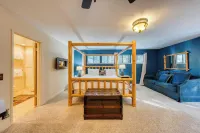 Mountain Cabin w/ Fireplace, Balcony & Easy Ski Access Bear Americana