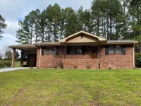 Convenient 3 Bedroom / 2 Bath House - 4 stjerner