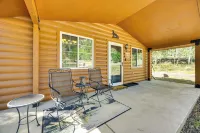 Cabin in Eleven Mile Village w/ Patio & Gas Grill! - 3 tähden