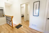 Spacious 3 Bedroom Apartment in Heart of Niagara