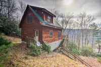 Beech Mountain Cabin w/ 180° Views: Near Hiking! - 3-Star