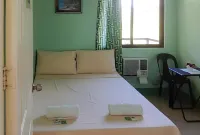 Sinoben Apartments by RedDoorz Hotels near Diversion 21 KTV and Resto