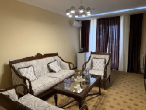 Yoshlik Hotel Hotels in Karmana District