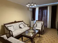 Yoshlik Hotel Hotel di Navoi