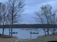 Lakeside haven near Wolf Creek Boat Ramp Hotels in Grove