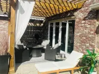 Resort-Style Cottage w/Pool @The House on the Hill