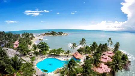 Parai Beach Resort & Spa Отели в г. Банка