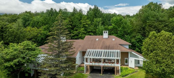 Club Sugarbush #8 condo Hotéis em Warren