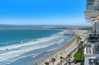 Ocean Front Luxury Beach Living!