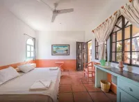 Hotel Flor de Maria Отели в г. 