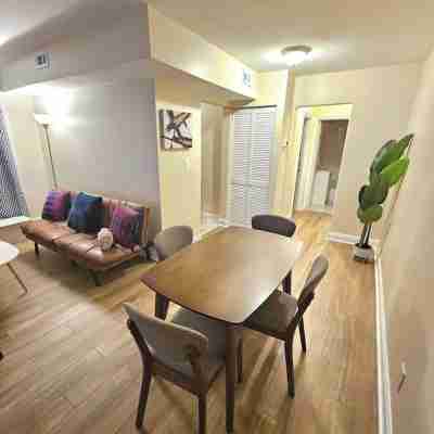 Modern Minimalist Haven 1BD 1BA Apt in SE DC WiFi Others