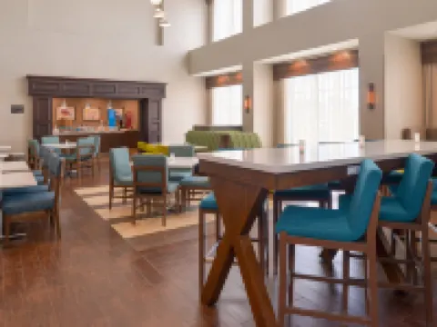 阿蘭瑟斯港歡朋套房酒店 阿蘭瑟斯港酒店