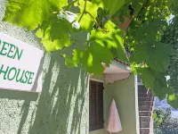 Green House - 3-Star