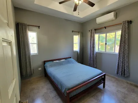 Spacious 1 Bedroom Condo, Amazing Location...