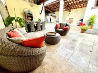 Maison de Ville Idéale Pour Découvrir Vienne et Lyon Hotels in Vienne