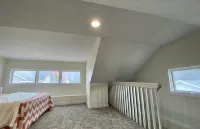 Cute 2bed room bring lots of energy place to get away !!