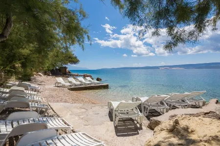 Villa Adriatica Excelsior - BeachFront Apartment With a Seaview #2