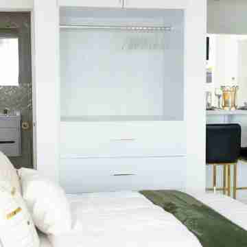 Tropical Treasure at the West Rooms