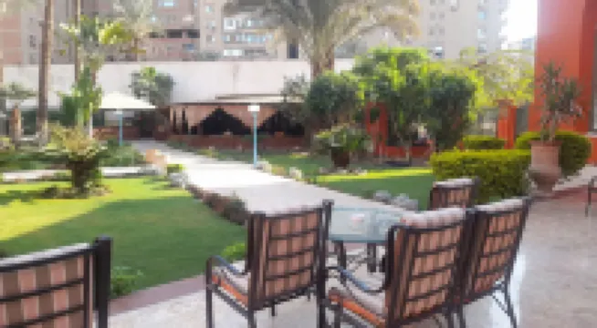 Boudl - Grand Pyramids