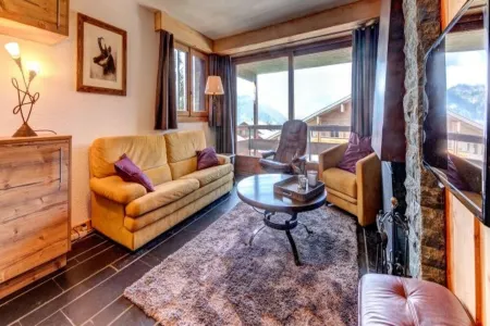 Traditional Alpine luxury in the center of Verbier