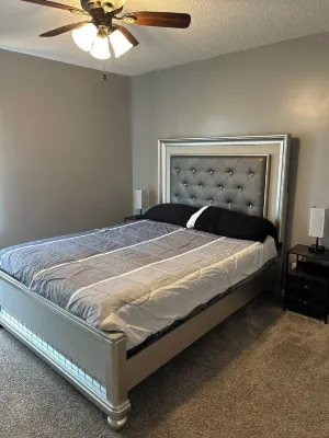 Tranquil townhome in Richton Park 30 minutes from downtown Chicago Hotels in Richton Park