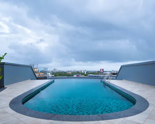 Oshin Calicut Hotels in Kozhikode