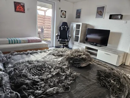 Beautiful & cozy apartment in a two-family house | Families and business travelers