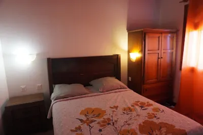 Apartment Camélia (500 m from the BEACH, with SWIMMING POOL) Anse Caritan 주변 호텔