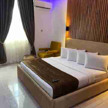 Presken spacious 3-bedroom Luxury apartments in Banana Island Rooms