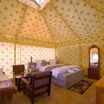 Sunrise Desert Resort Rooms