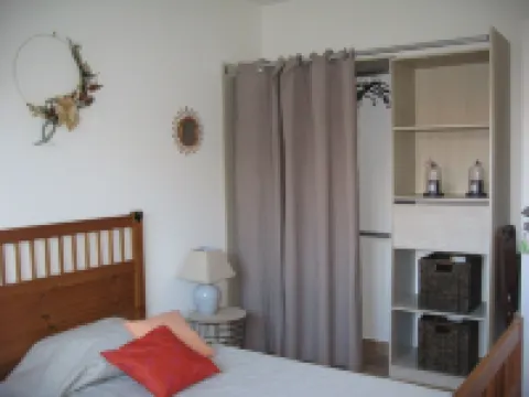 "Bruyère du Canigou", a new single-storey house, 60 m² facing the Canigou mountains 韋爾內萊班酒店