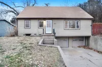 Adorable & Charming Single-Family Home!