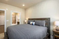 1-bedroom Luxury Ski Retreat in the Heart of Keystone with free electric charger