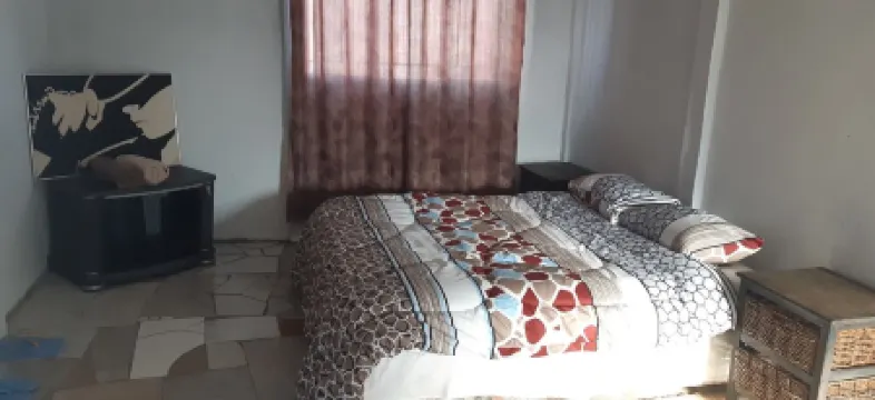 Nhaka Savaal - Cottage Miami