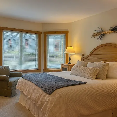 Jay Peak 2BR/2BA Ski-in/Ski-Out V341