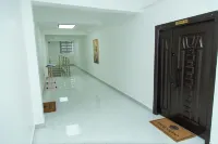 Spacious apartments with AC and WiFi  in vibrant Accra Call 0536595113 Hotels in Sakumono