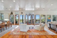 Bayou Rigolettes Retreat Hotels in Barataria