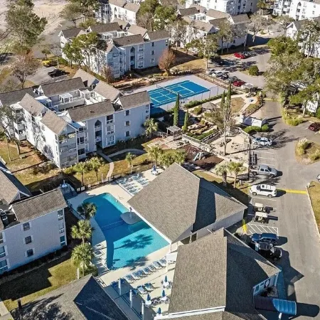 Oceans Bliss coastal retreat! 2-bedroom condo in Myrtle Beach with 2 pools!
