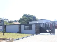 Founders Apartments Hotels in Kabwe