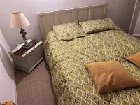 Gorge nesting box Hotels in Montolieu