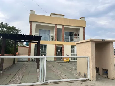 Apartamento à 1 min da BR 101 e a 15 min de Florianópolis Hotels near Praia Do Tomé